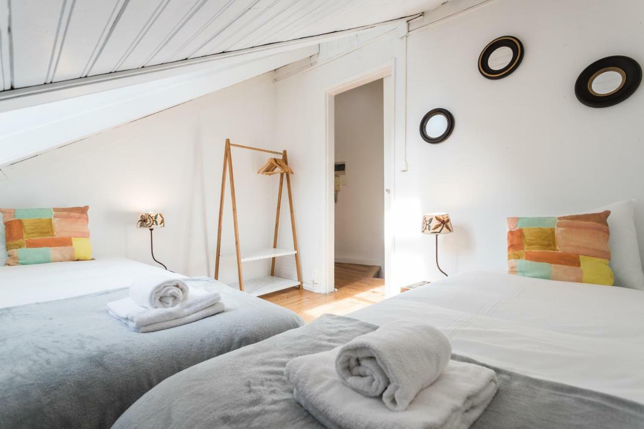 Alfama Tale Four-Bedroom Apartment W/ River View - By Lu Holidays Lisbon Exterior photo